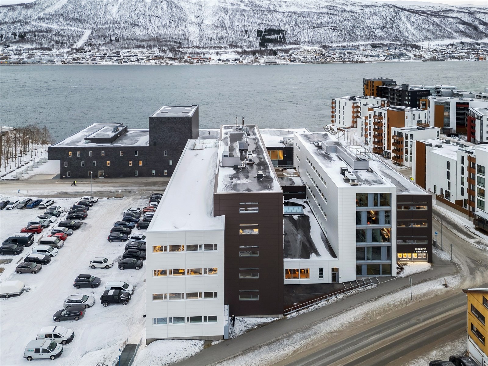 Topp utnyttet og moderne bygg Galleribilde