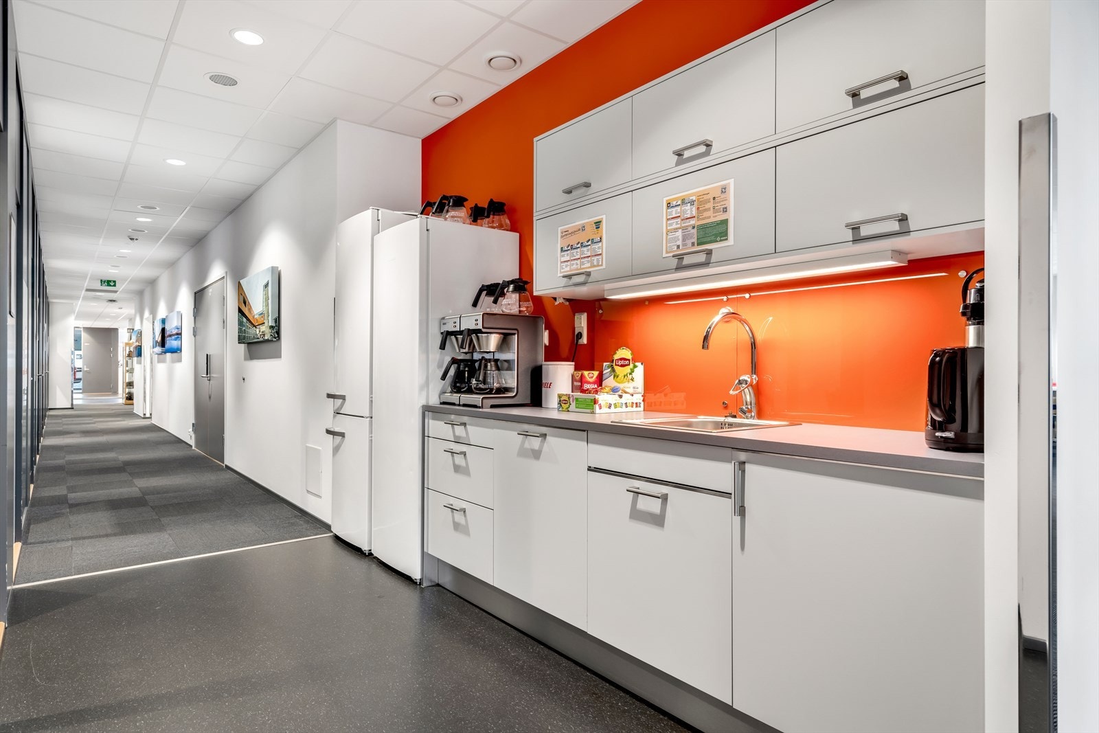 Ekstra kjøkken i gangen Galleribilde