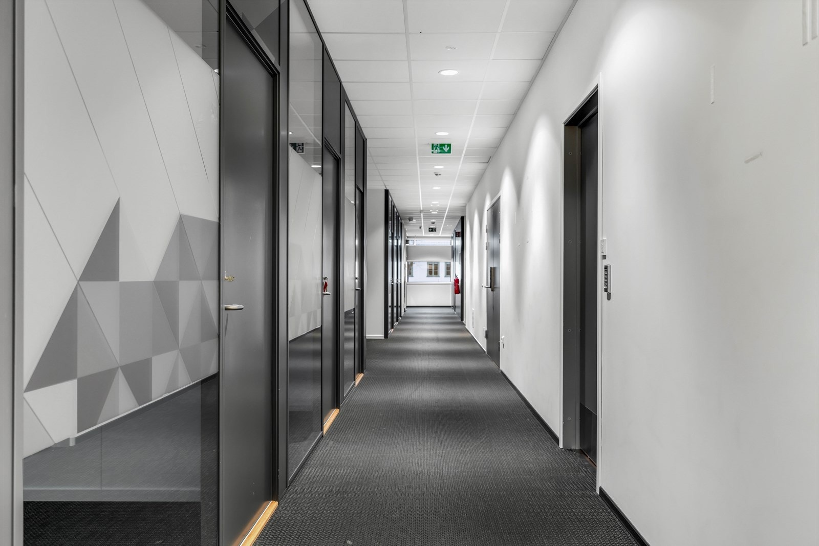 2. etg NORD - 560 kvm Galleribilde