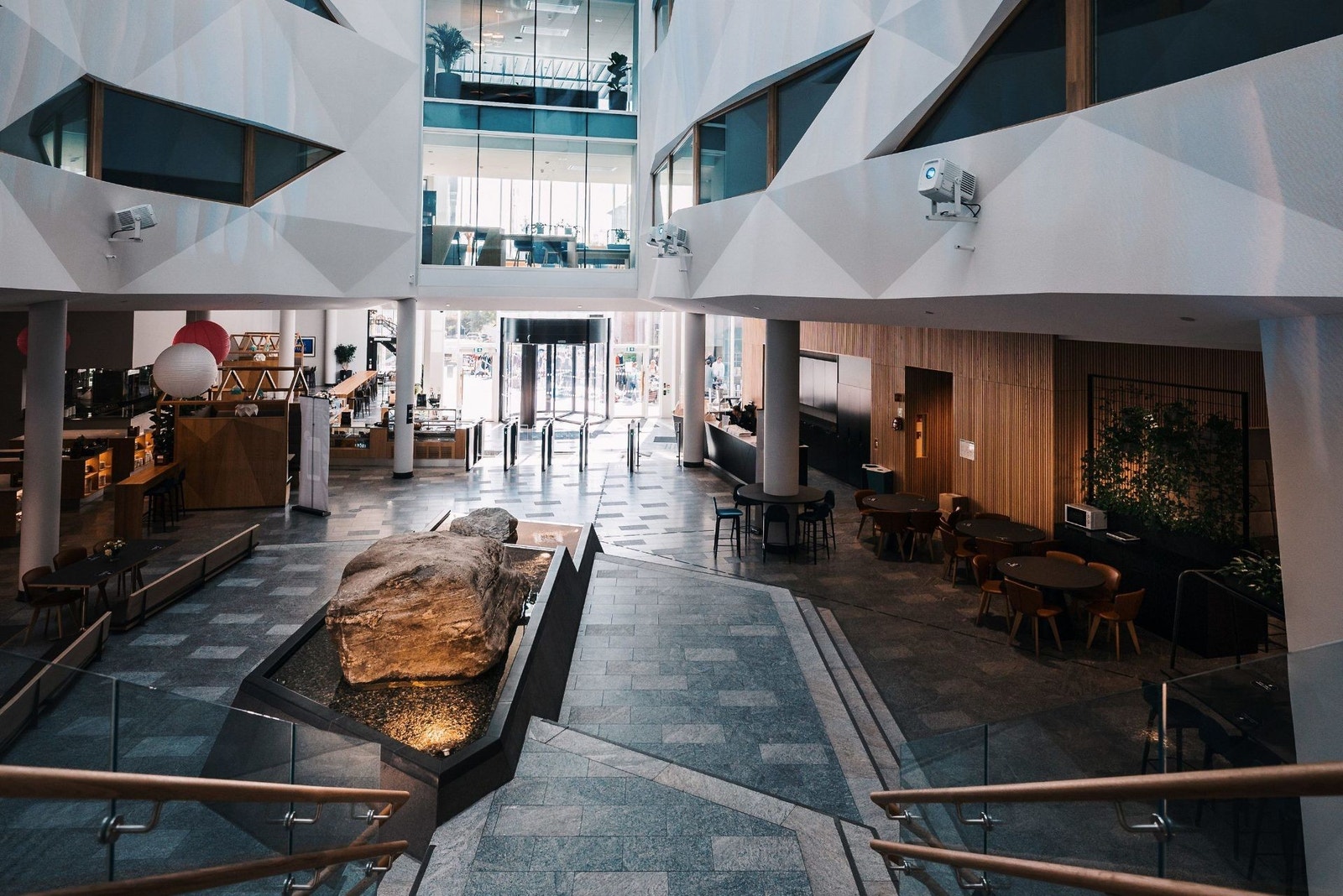 Sollys gir trivsel og energi Galleribilde