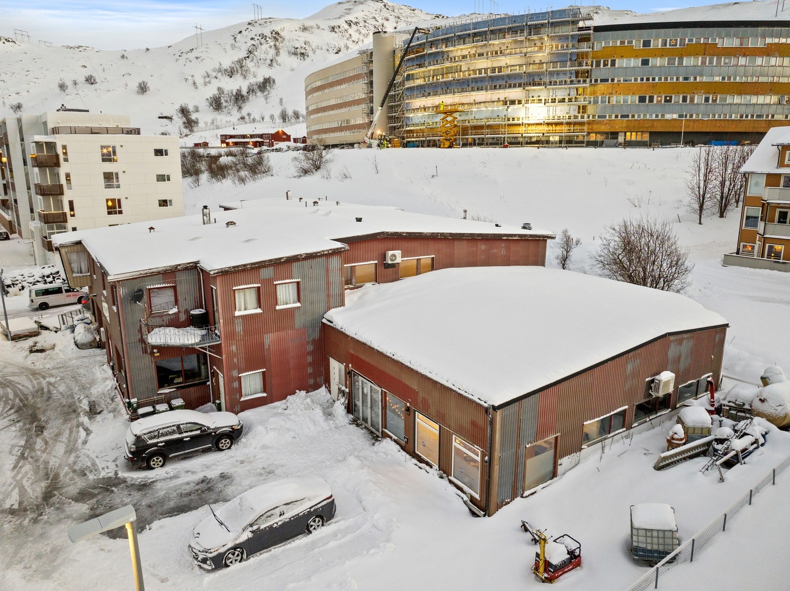 Fasade front, leietaker er ISS Facilty Service Galleribilde