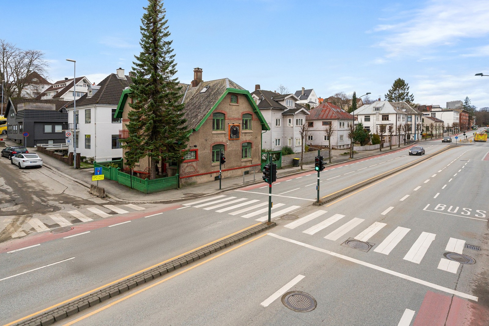 Et ikonisk hus i Stavanger hvor Buck optikk har drevet sin optikerforretning gjennom ca 50 år. Galleribilde