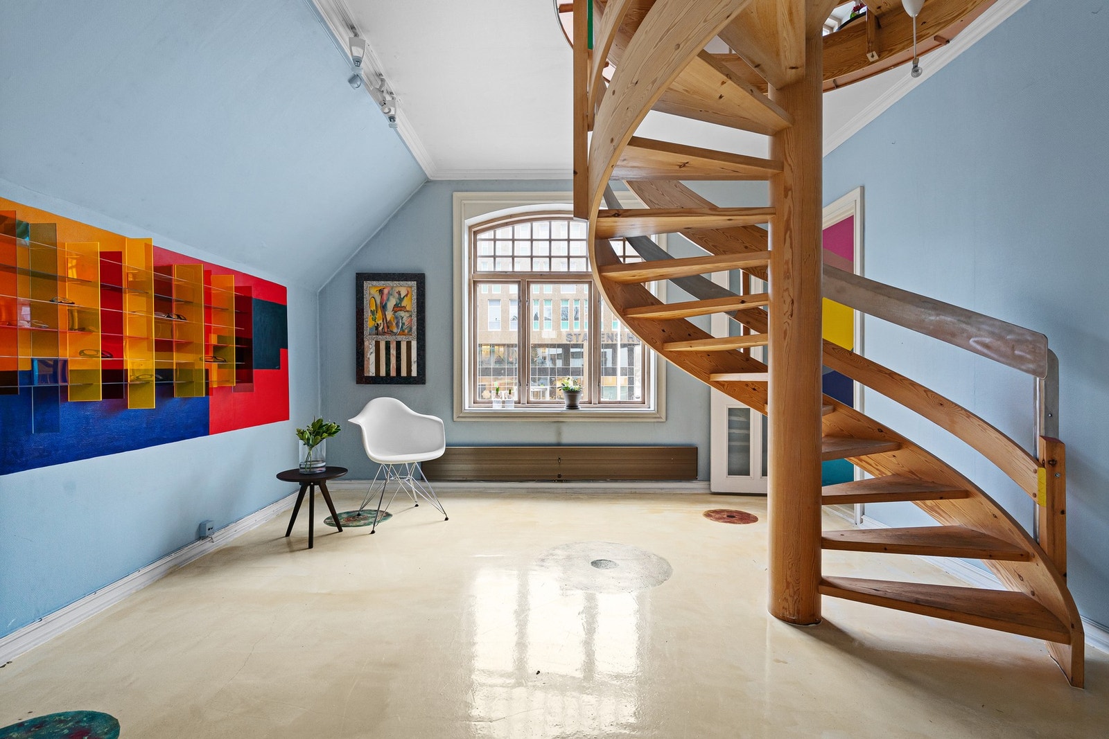 Trapp til loftsetasjen. Galleribilde