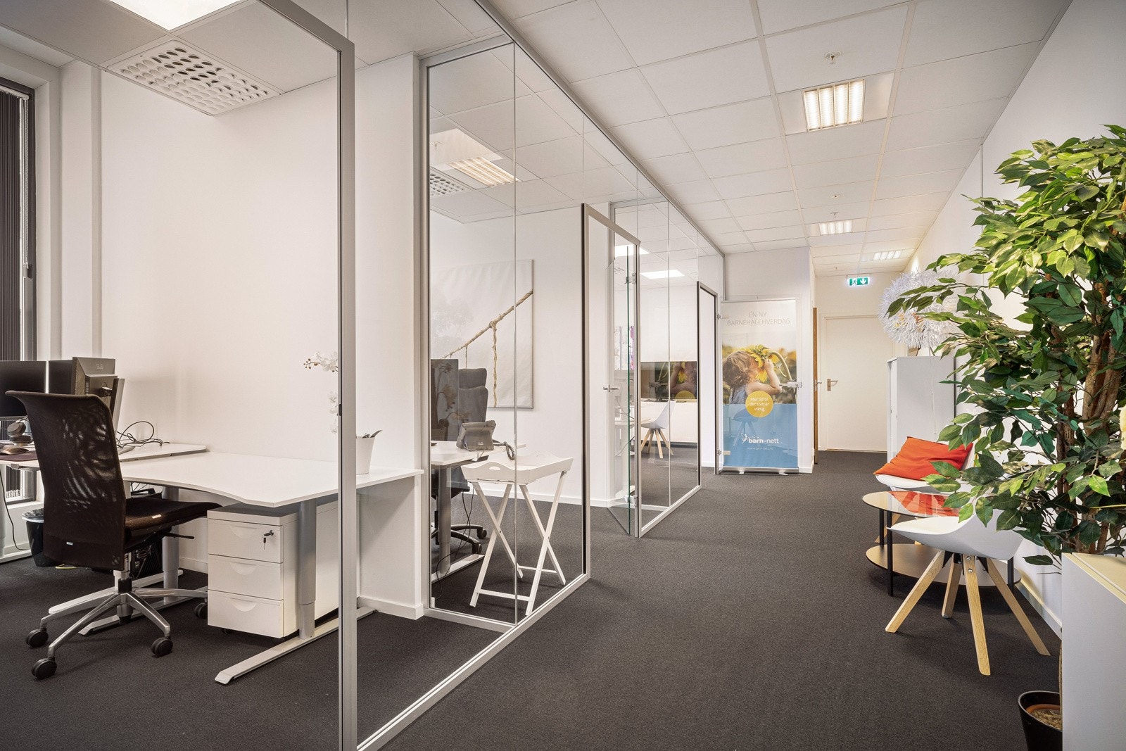 Moderne kontorlokaler med mulighet for leie med en attraktiv beliggenhet Galleribilde