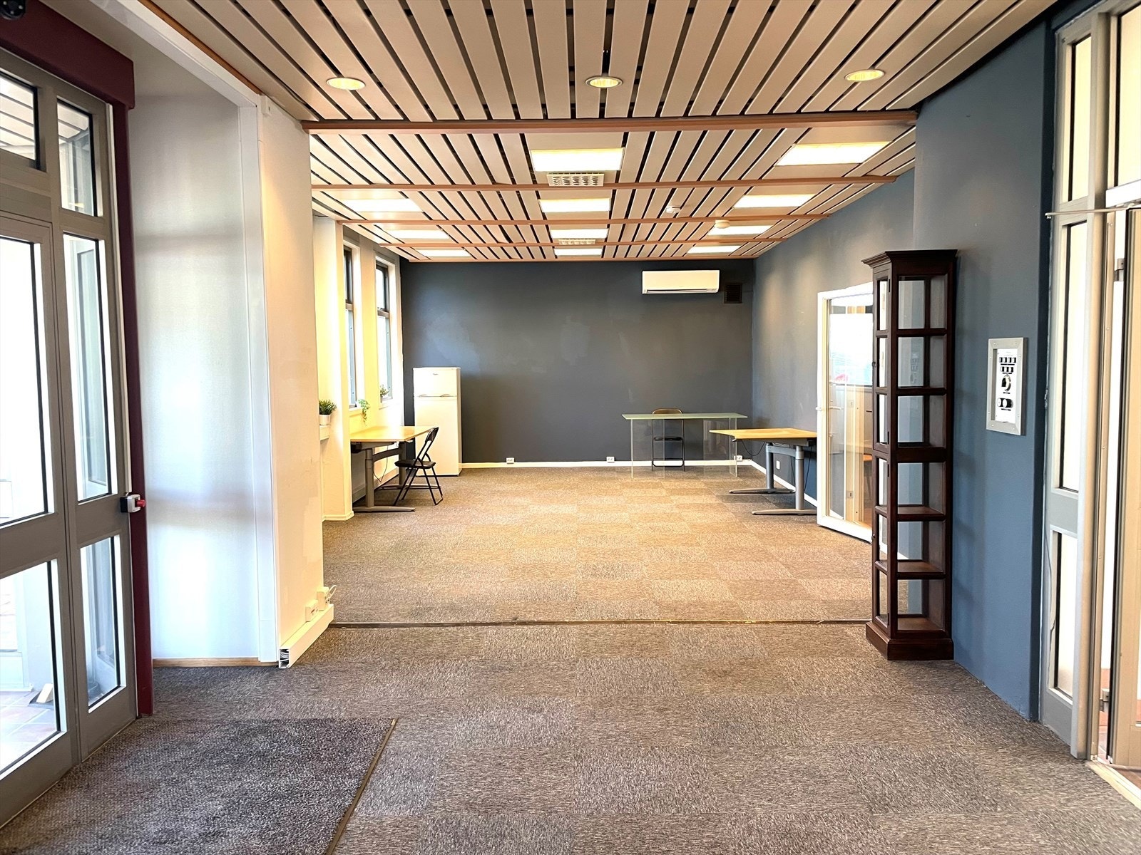 Åpent areal til venstre med tidligere lydrom. Galleribilde