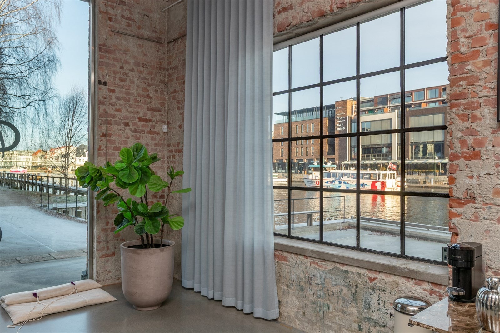 Her får man lys inn fra 2 sider Galleribilde