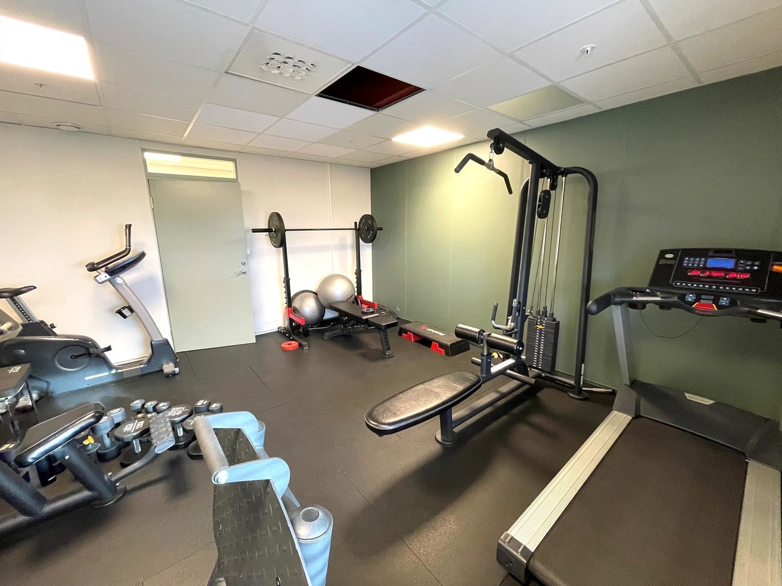 Felles treningsrom for fysioterapeutene. Galleribilde