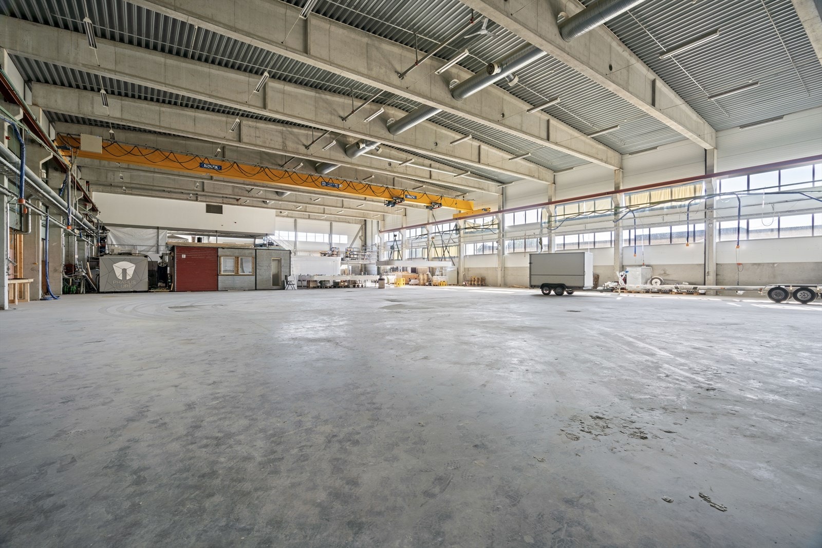 Seksjon 1 har egen tranverskran. Galleribilde