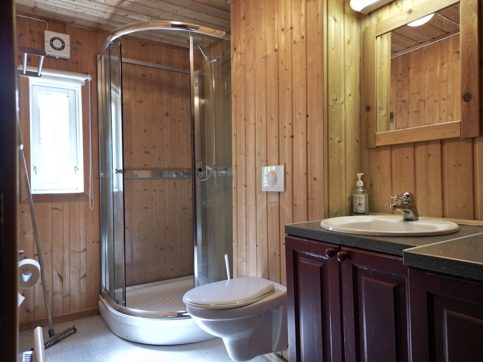 Innvendig Hytte Galleribilde