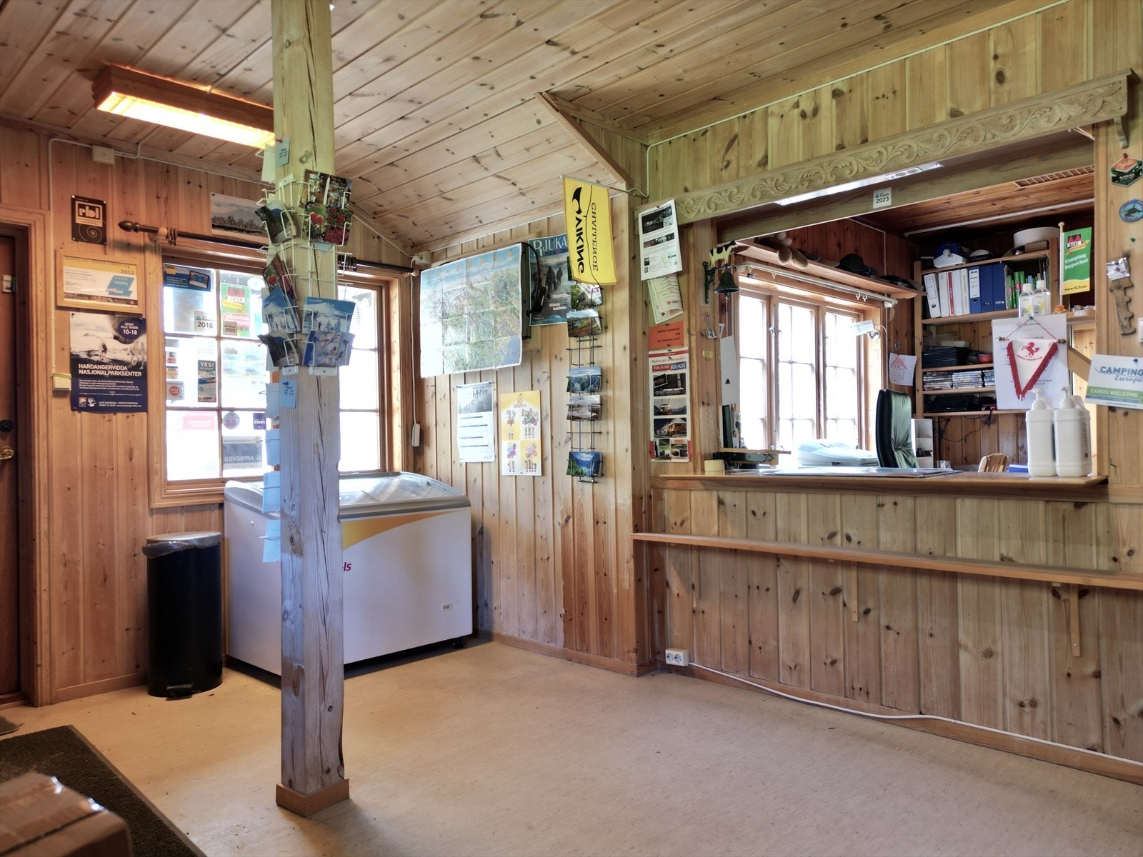 Innvendig Resepsjon Galleribilde