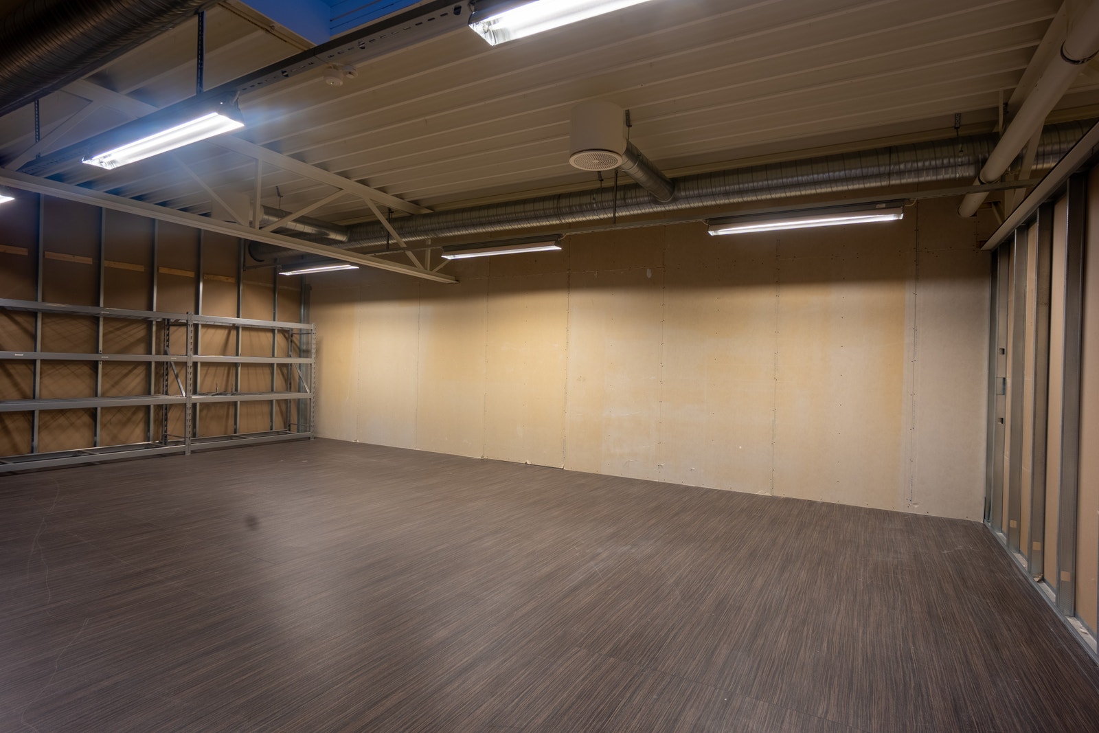 Lager - 2 stk eller åpne opp for større hovedlokal Galleribilde