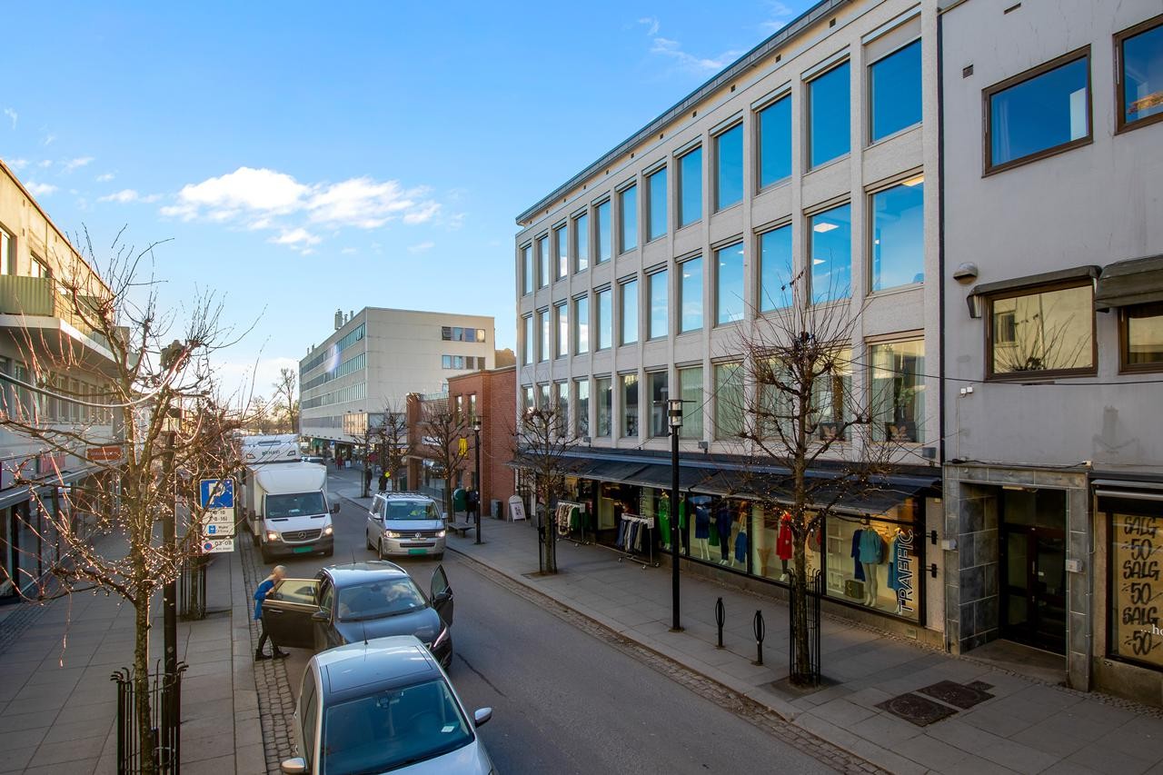 Jernbanealleen22_007 Galleribilde