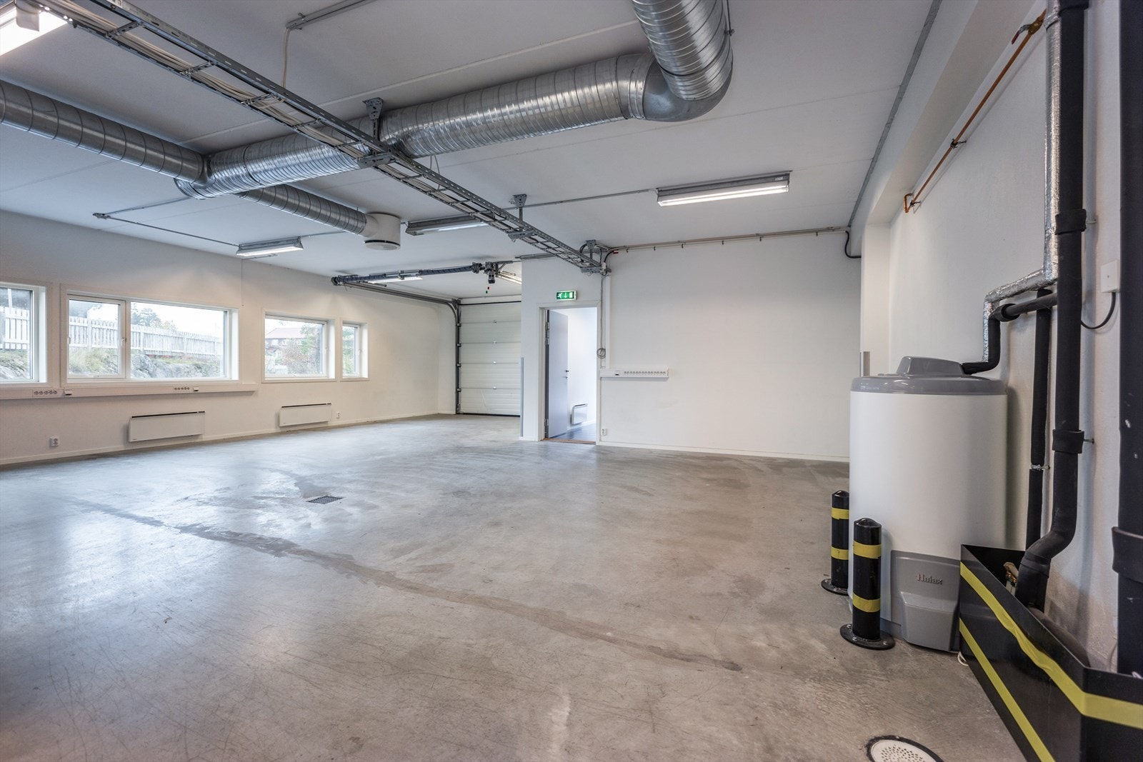 Søylefritt lager Galleribilde