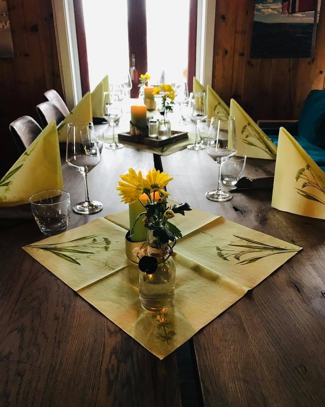 Klar for middag etter en lang og flott dag på fjellet Galleribilde