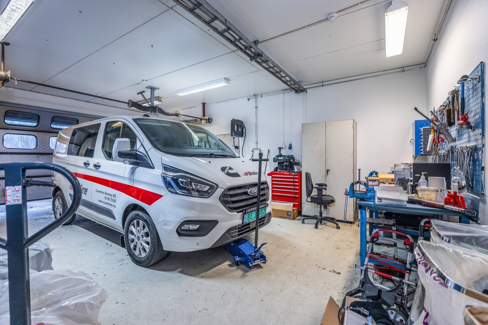 Verksted med oljeutskiller Galleribilde