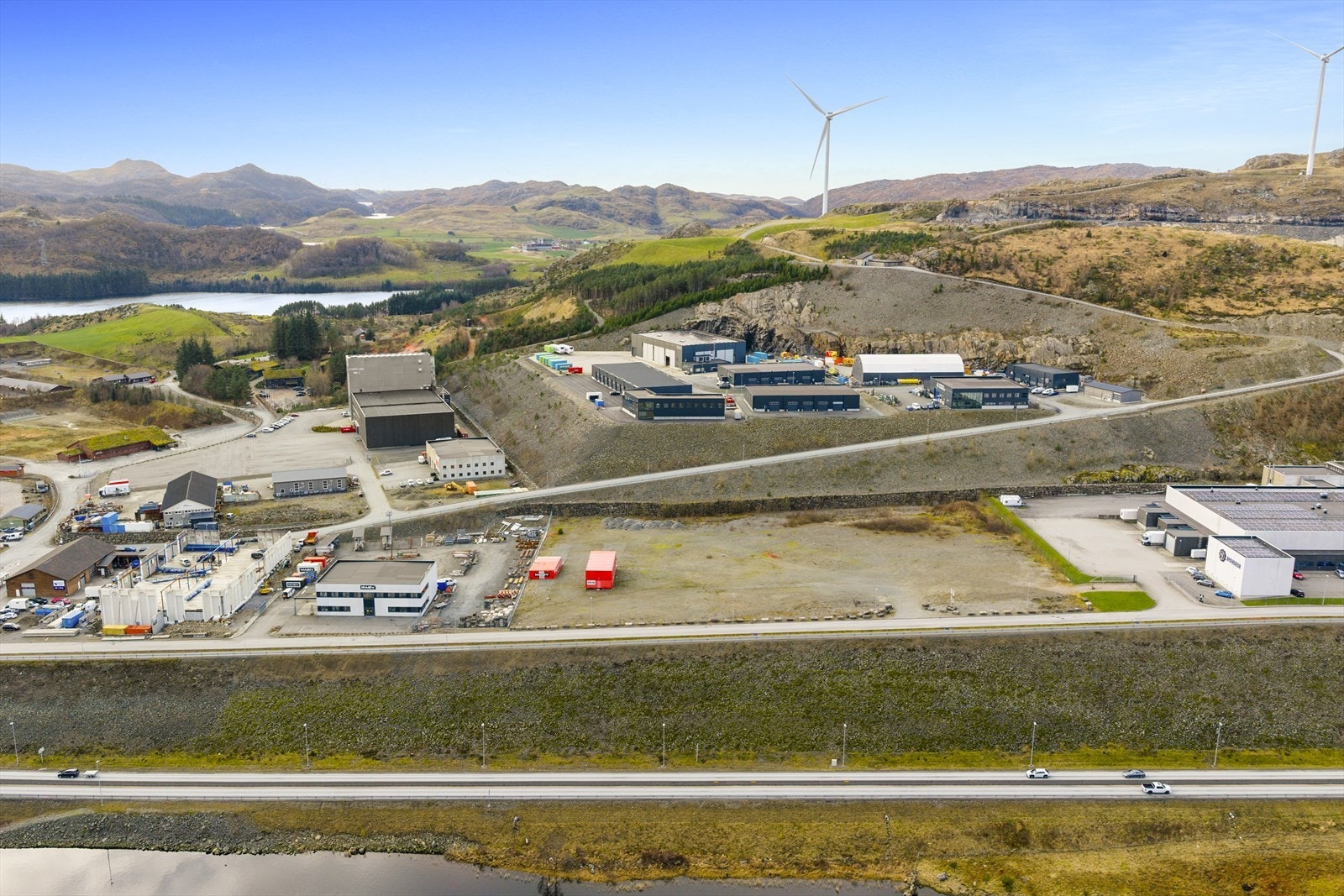 DJI_20251124122602_0075_D.jpg Galleribilde