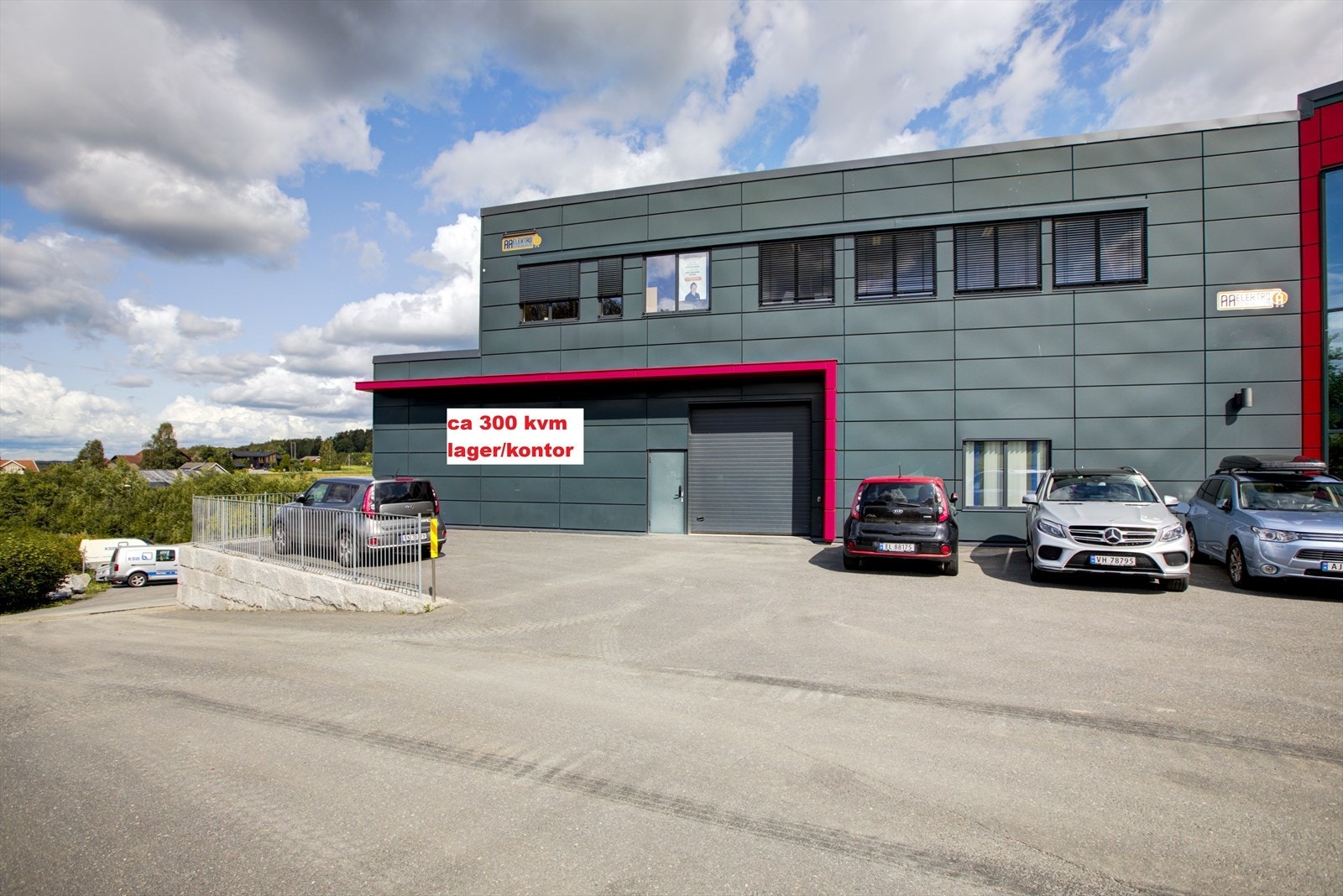 ca 300 kvm lager og kontor Galleribilde