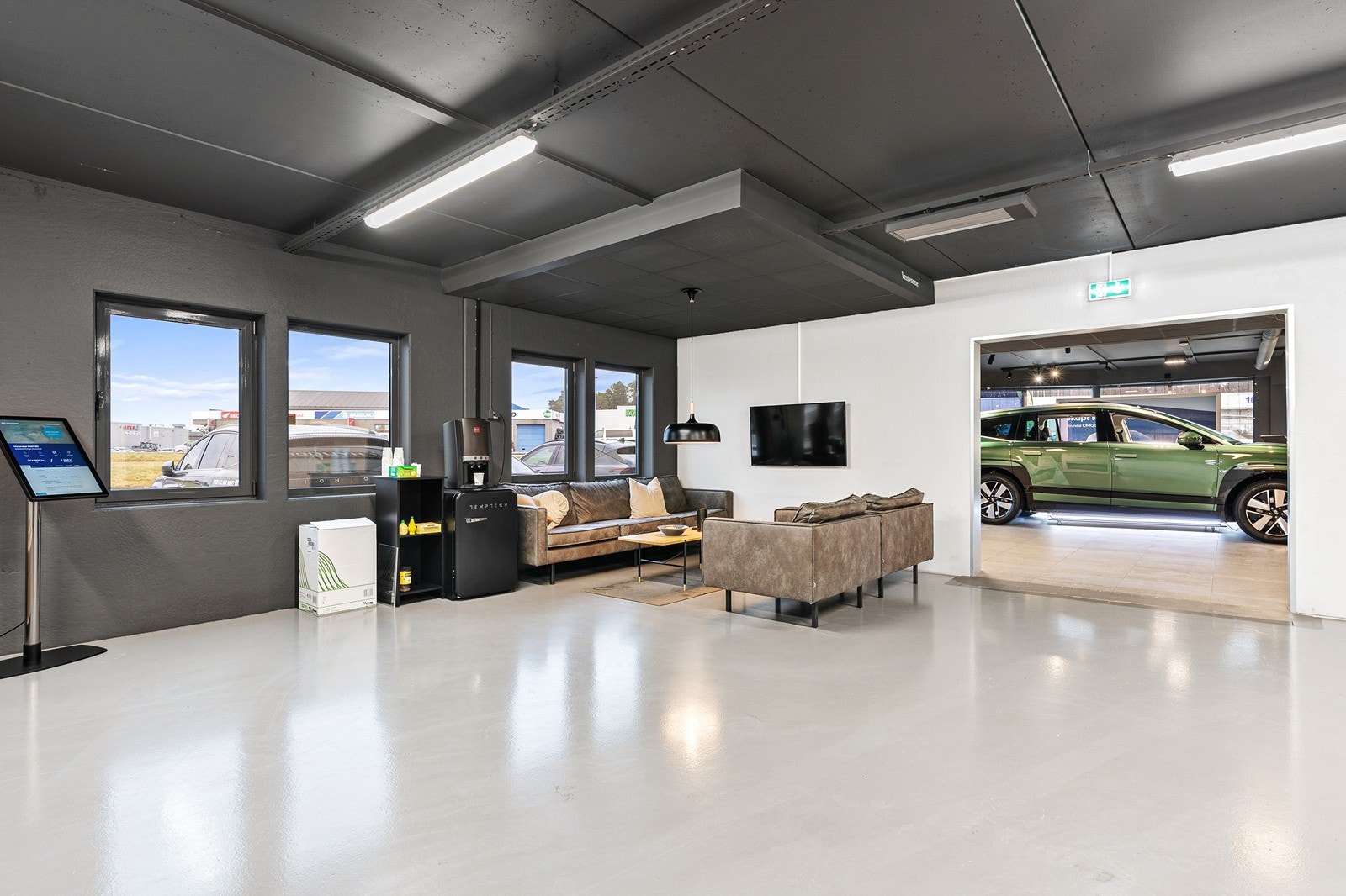 Kundeområde i salgslokale Galleribilde