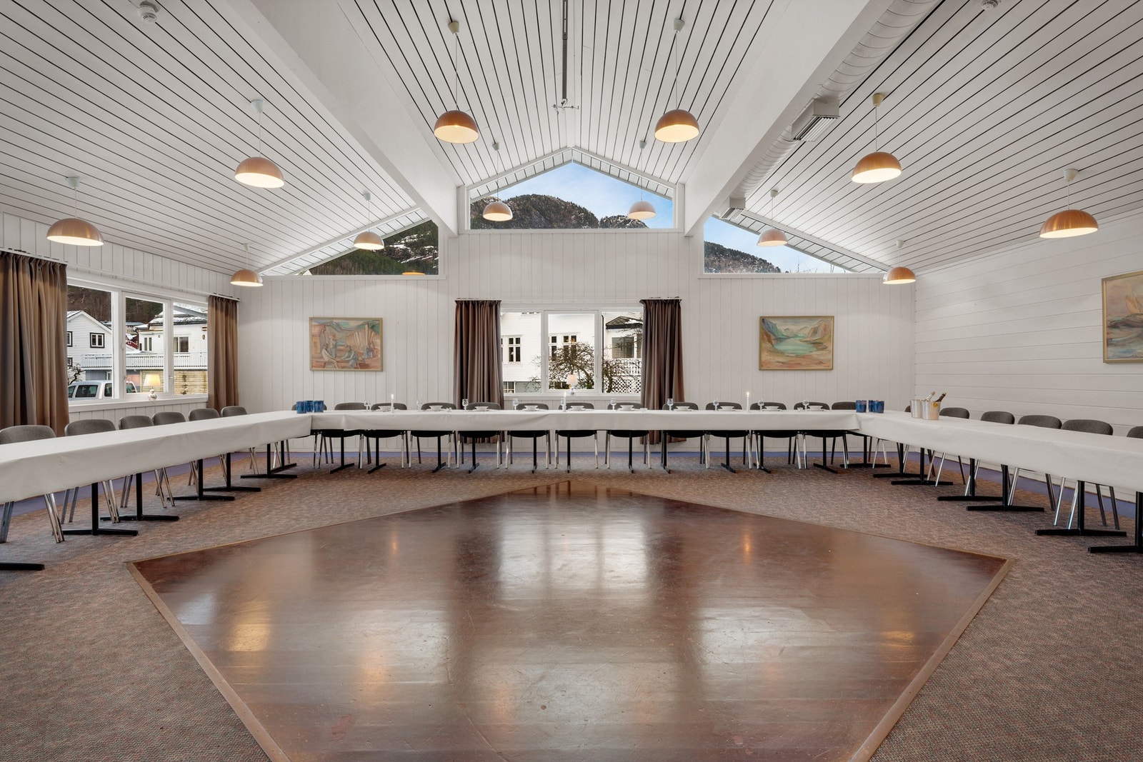 Her får man fint inn over 100 gjester Galleribilde