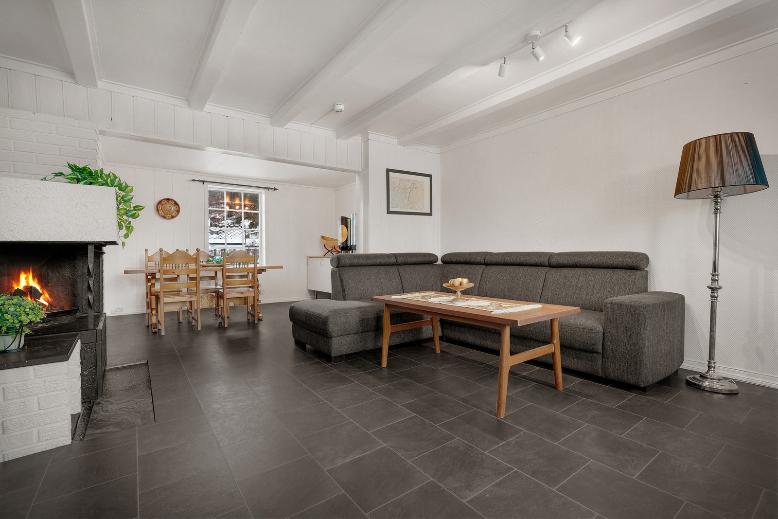 tv og peisestuen Galleribilde