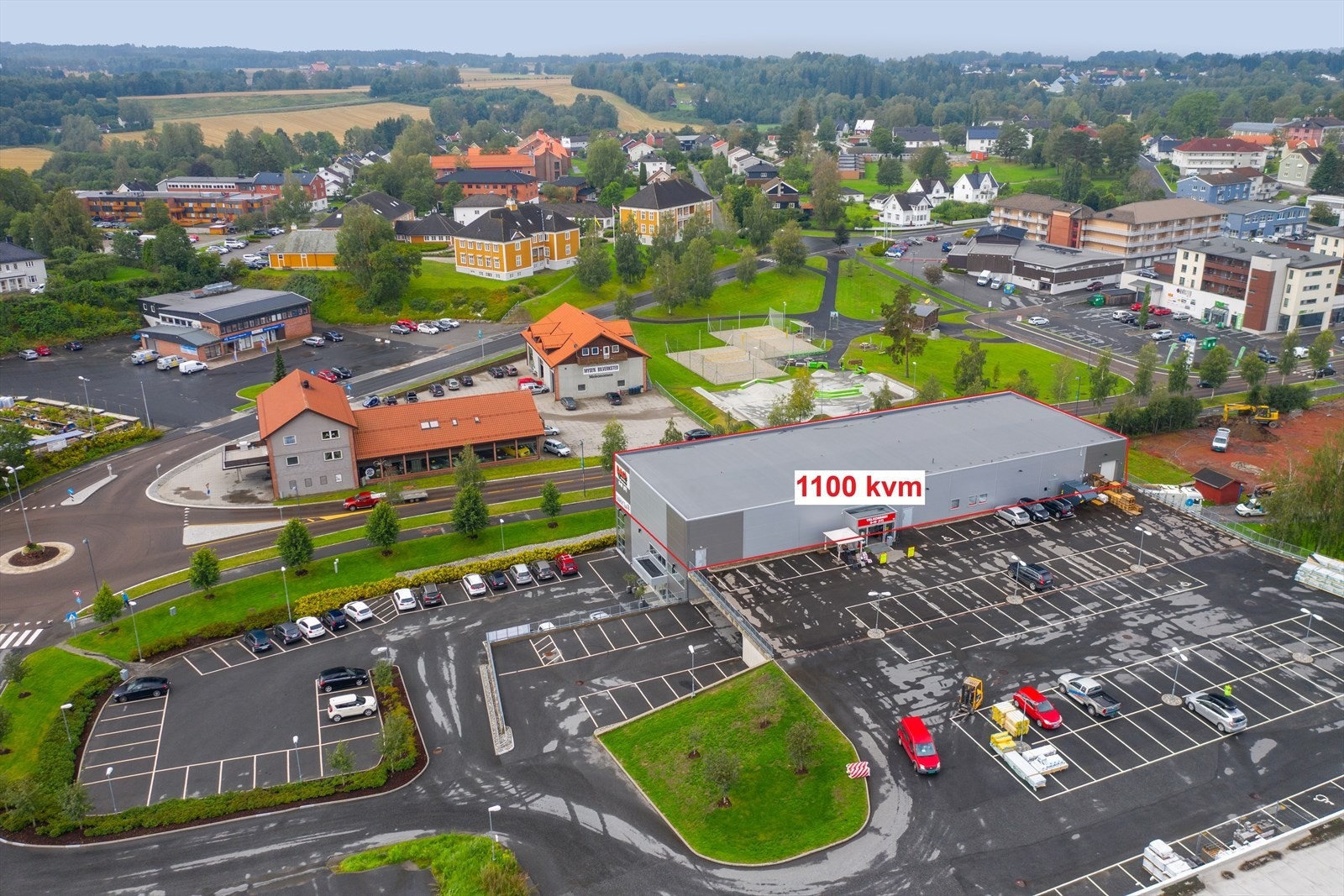 1 100 kvm/kan deles Galleribilde