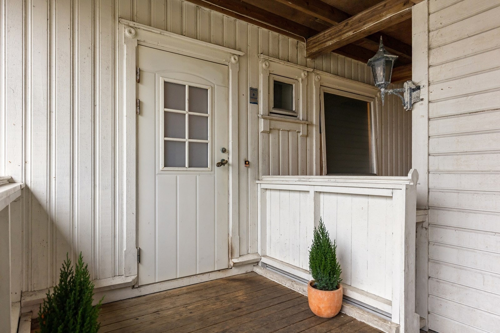 Inngangsparti 1. etasje. Galleribilde