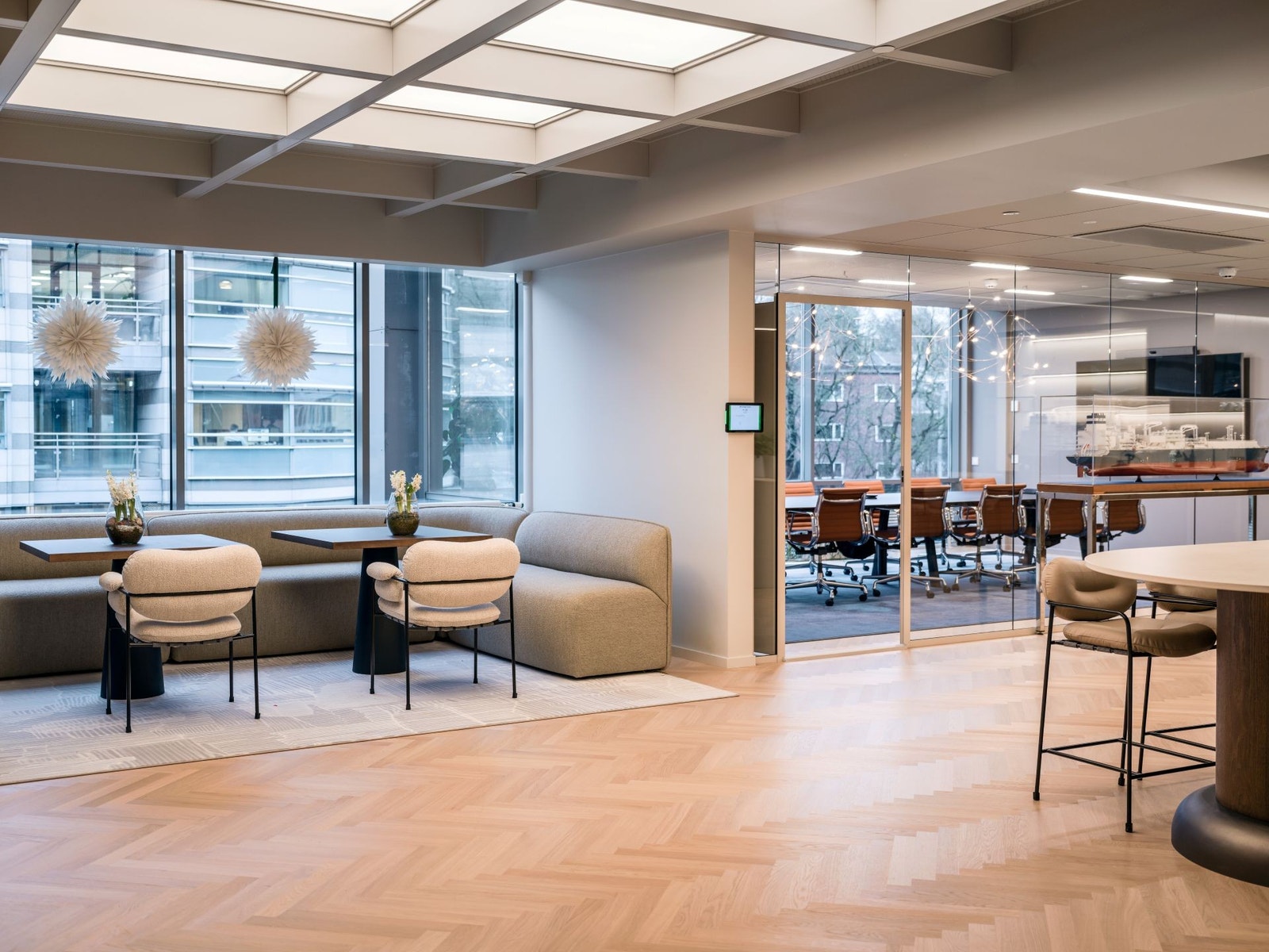 Til inspirasjon! Bilde fra oppgradert kontorlokale i eiendommen. Galleribilde