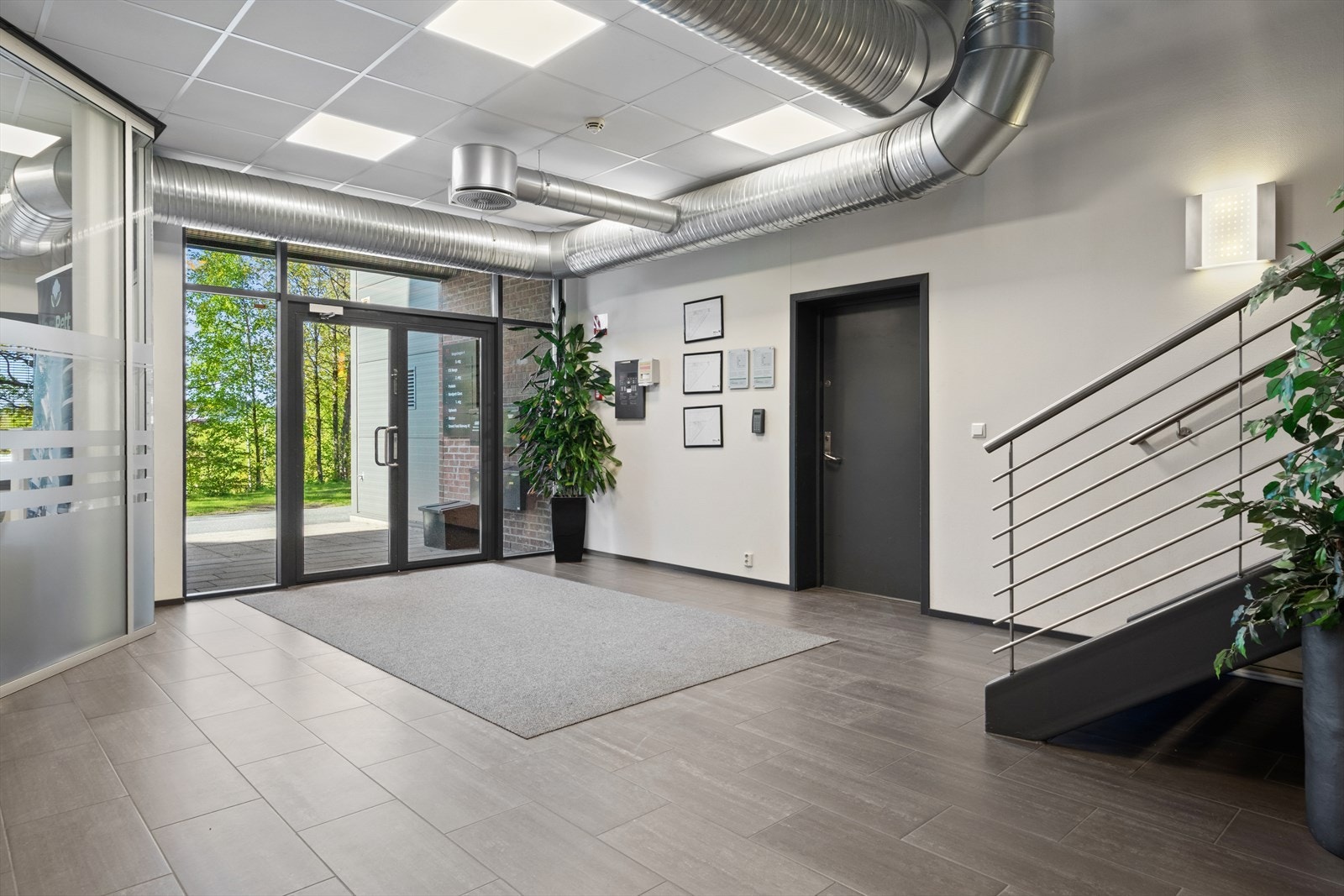 Hovedinngang Galleribilde