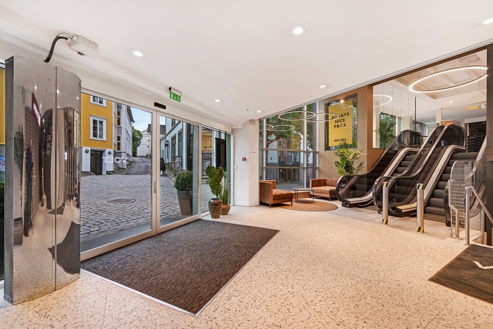 Inngangsparti Galleribilde