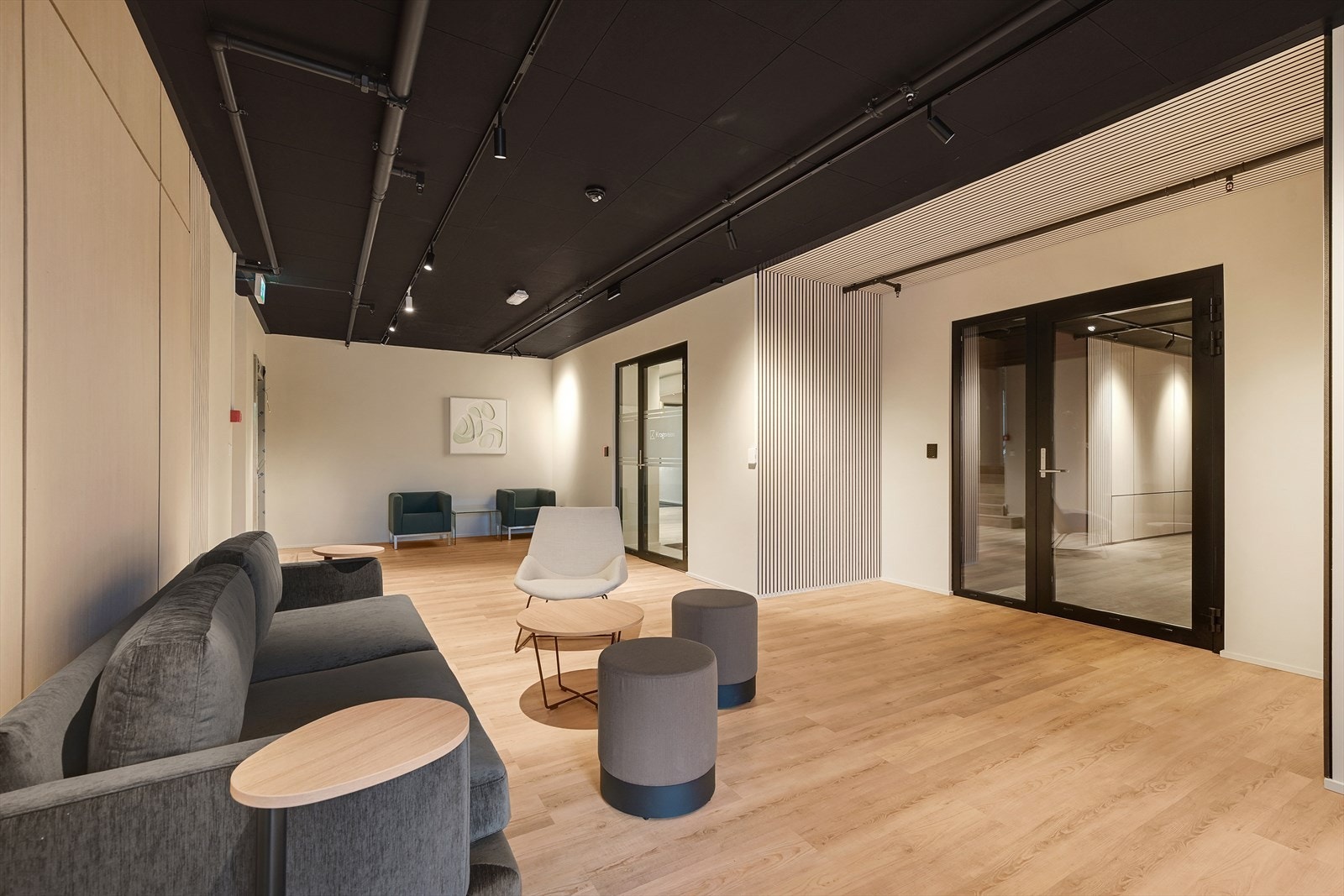 3. etg. Inngangsparti med felles lounge Galleribilde