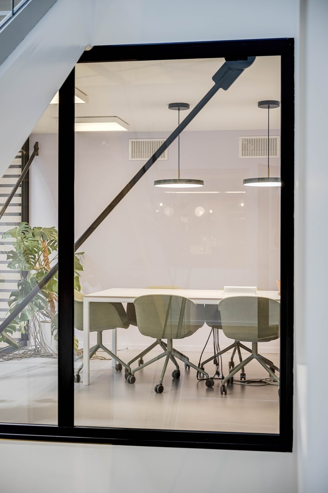 Utkraget møterom i 6. etg. Ledig areal ca. BTA 1337 m².