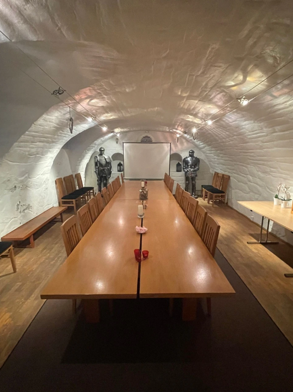 Tilgang til felles møterom i kjeller Galleribilde