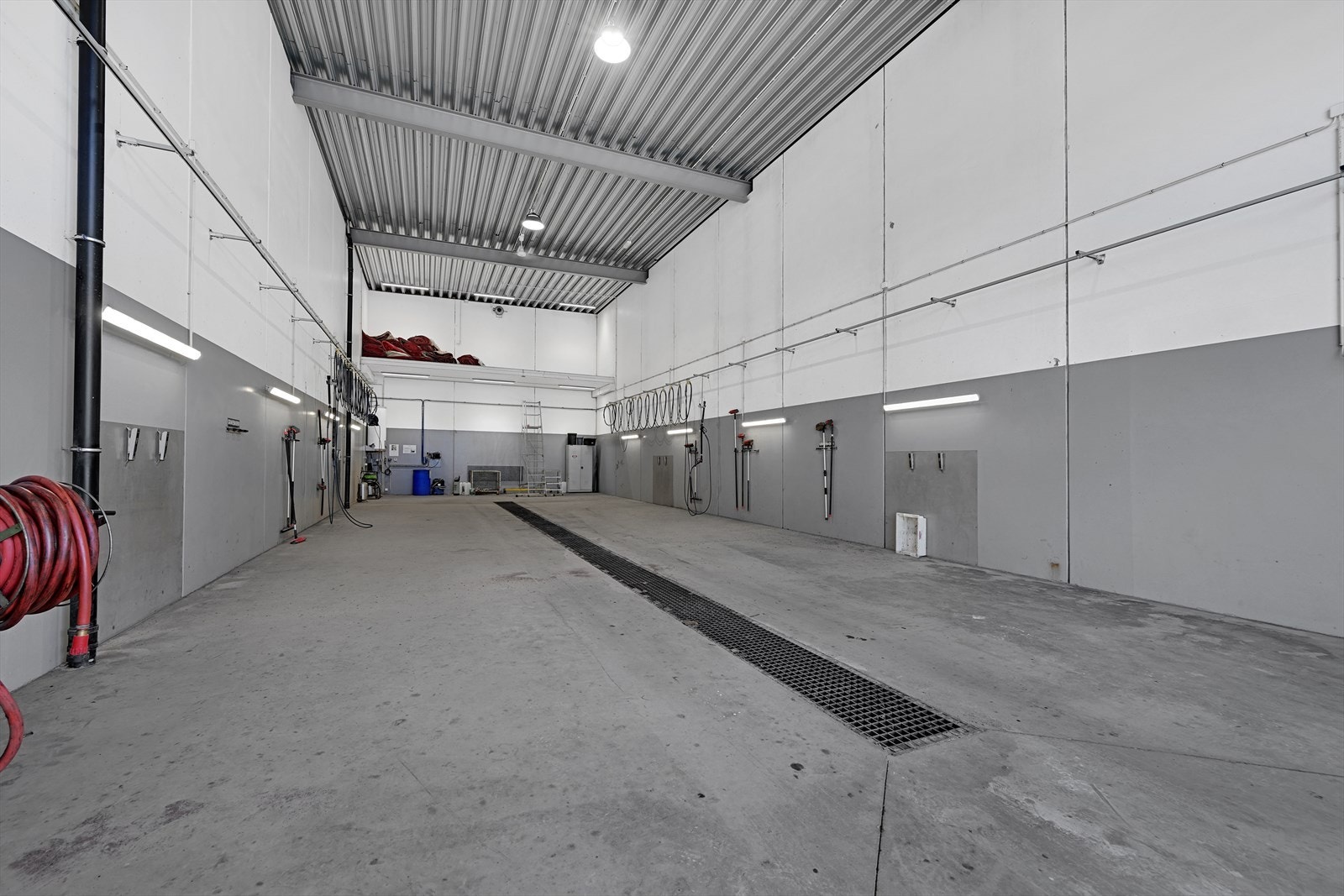 Vaskehall Galleribilde