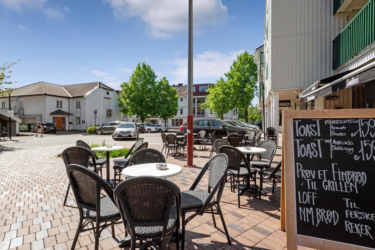 Uteservering til bakeriet Galleribilde