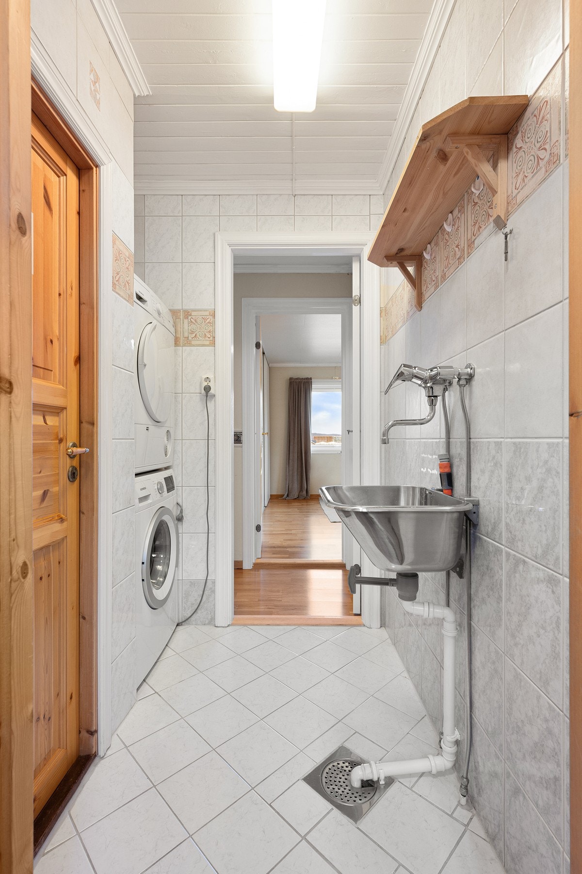 Vaskerom Galleribilde