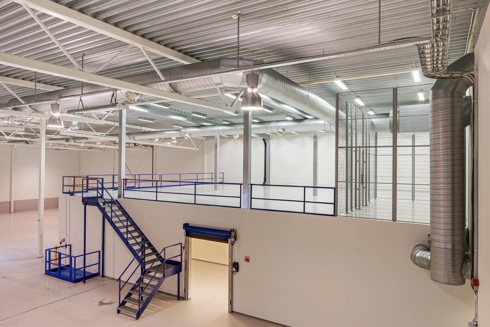 Lager og messanin Galleribilde