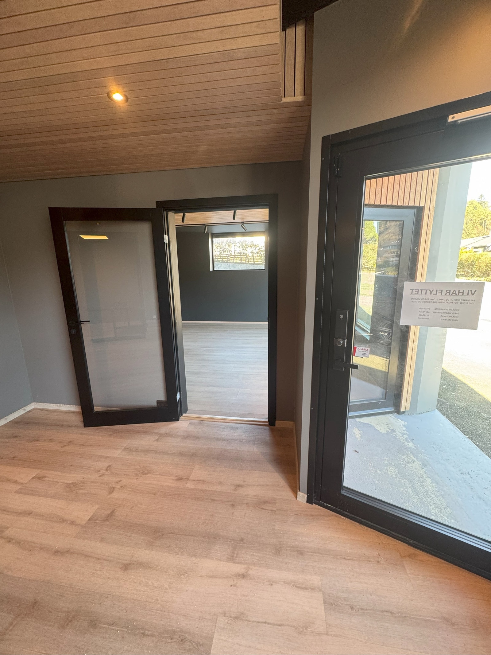 Inngangparti sett fra kontorfløy som det fremkommer i dag Galleribilde