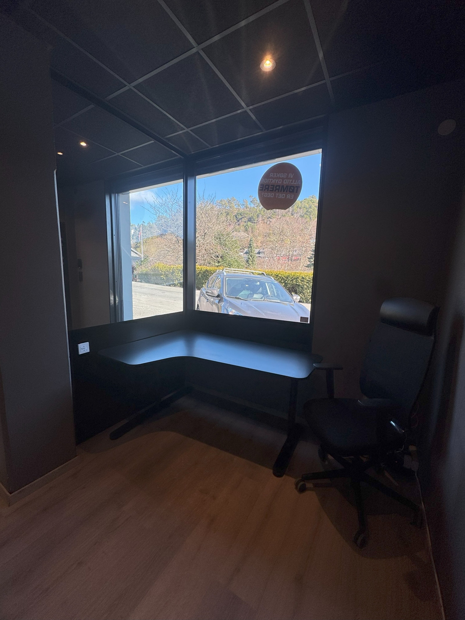 Første kontor en møter på venstre side Galleribilde