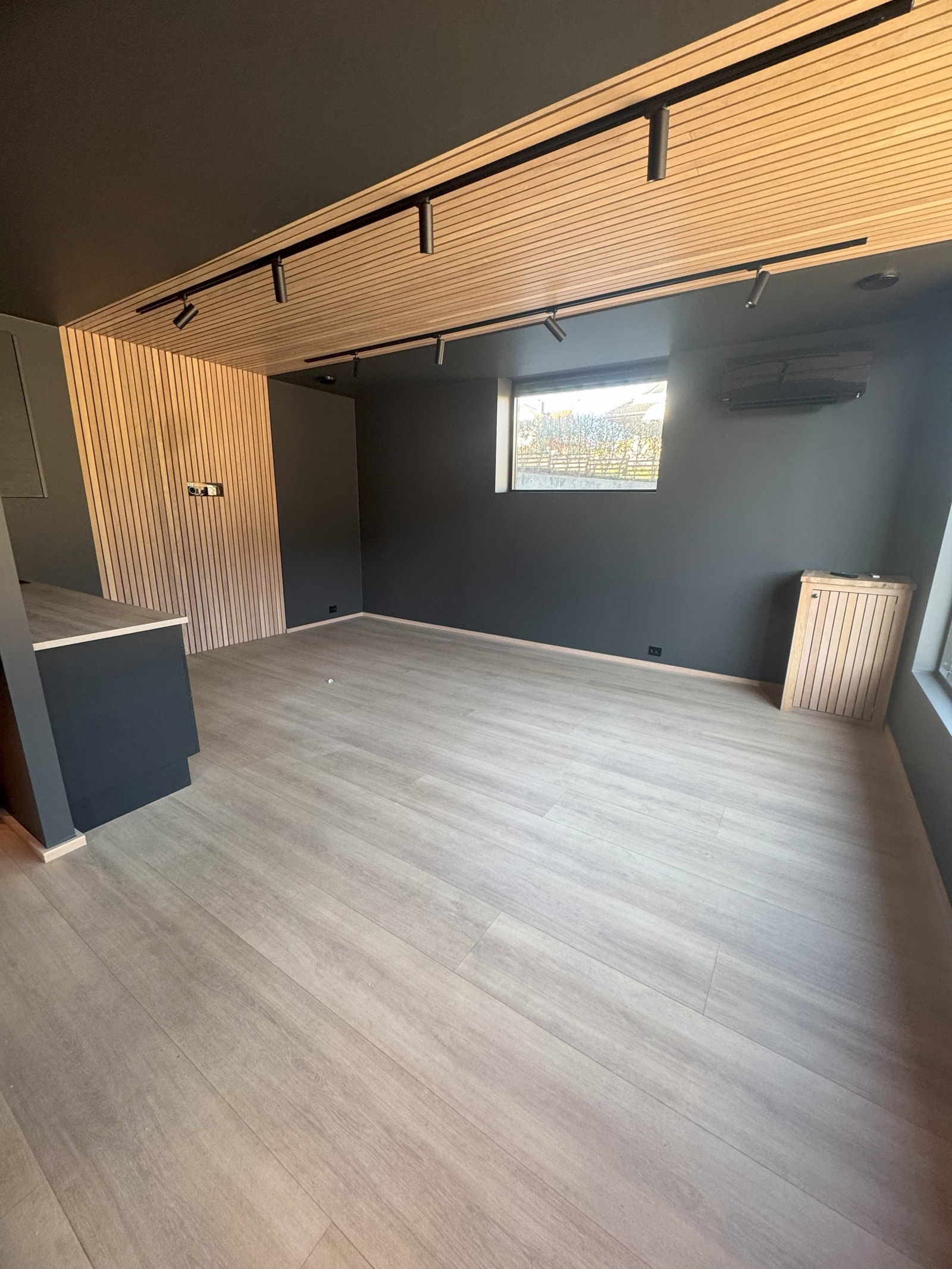 Det største møterommet / kjøkken / som det fremkommer i dag Galleribilde