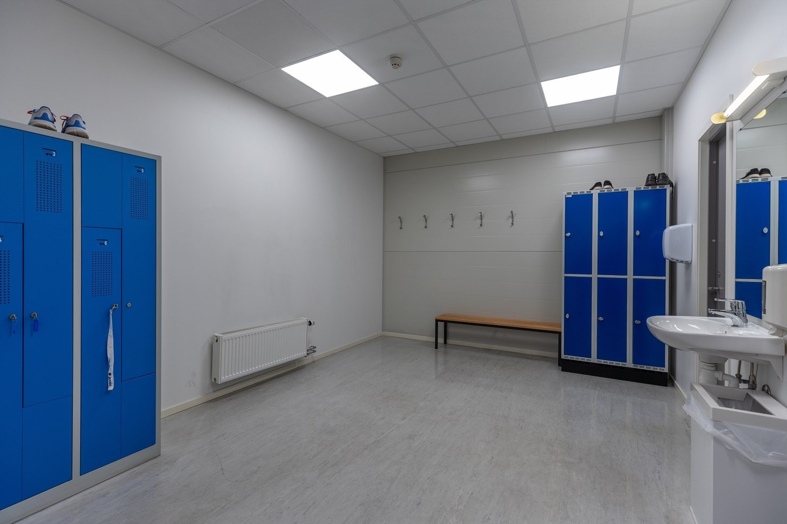 Garderobe til utleieareal 15 Galleribilde