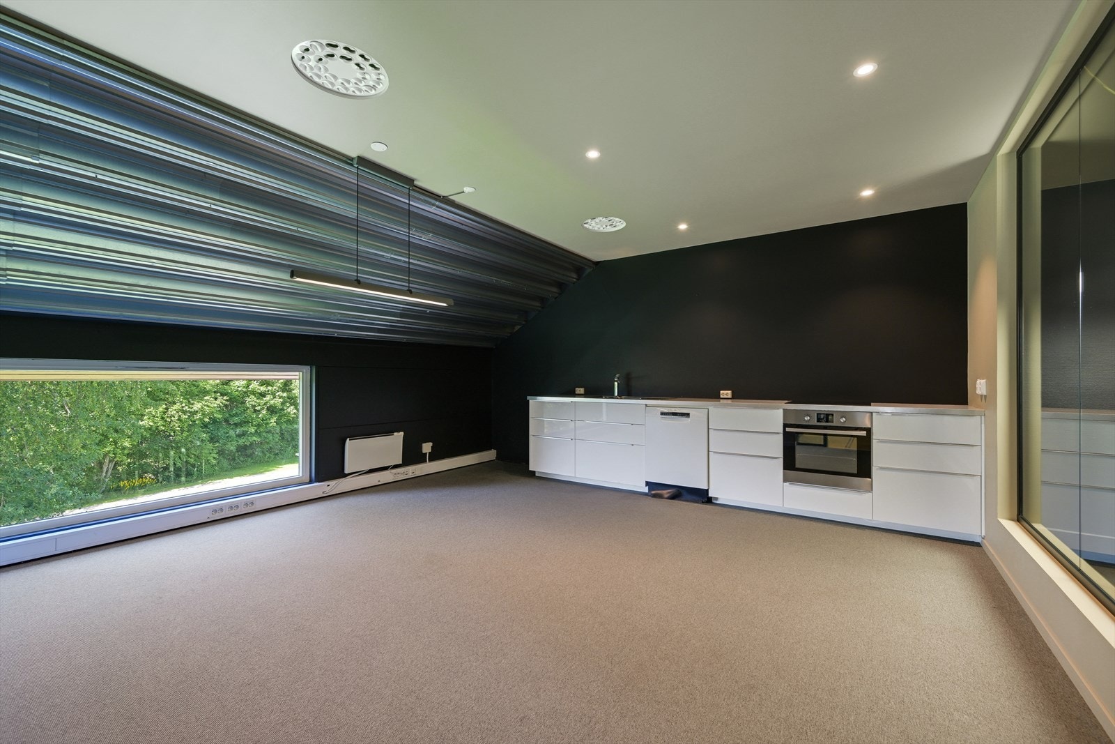 Kjøkken/spiserom Galleribilde