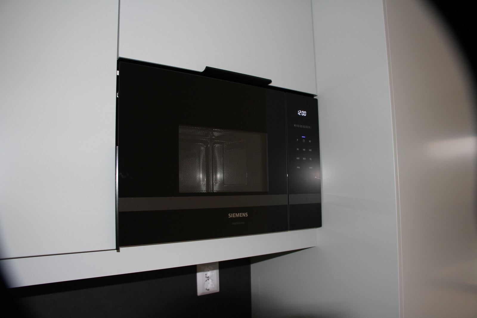 Innebygd micro ovn Galleribilde