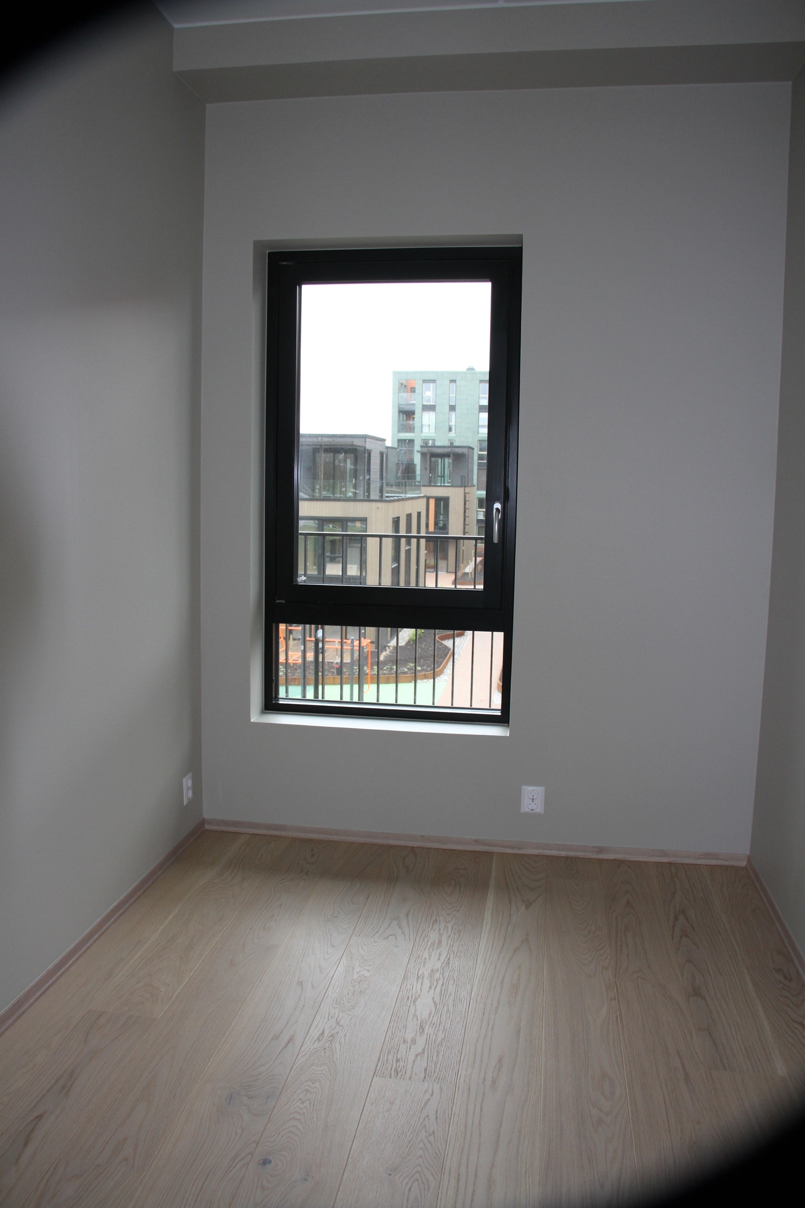 Soverom 2, inkludret lystette persienner. Galleribilde