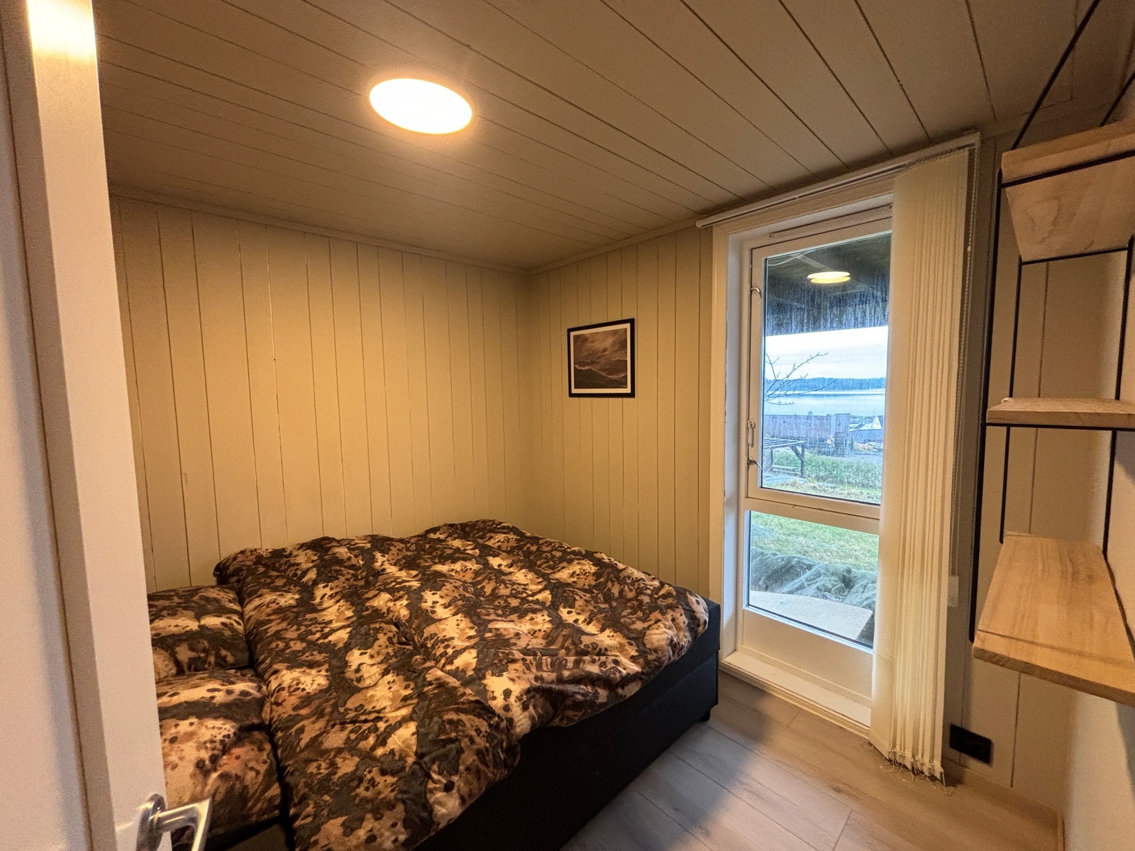 Soverom 5 - dobbeltseng (160) Galleribilde