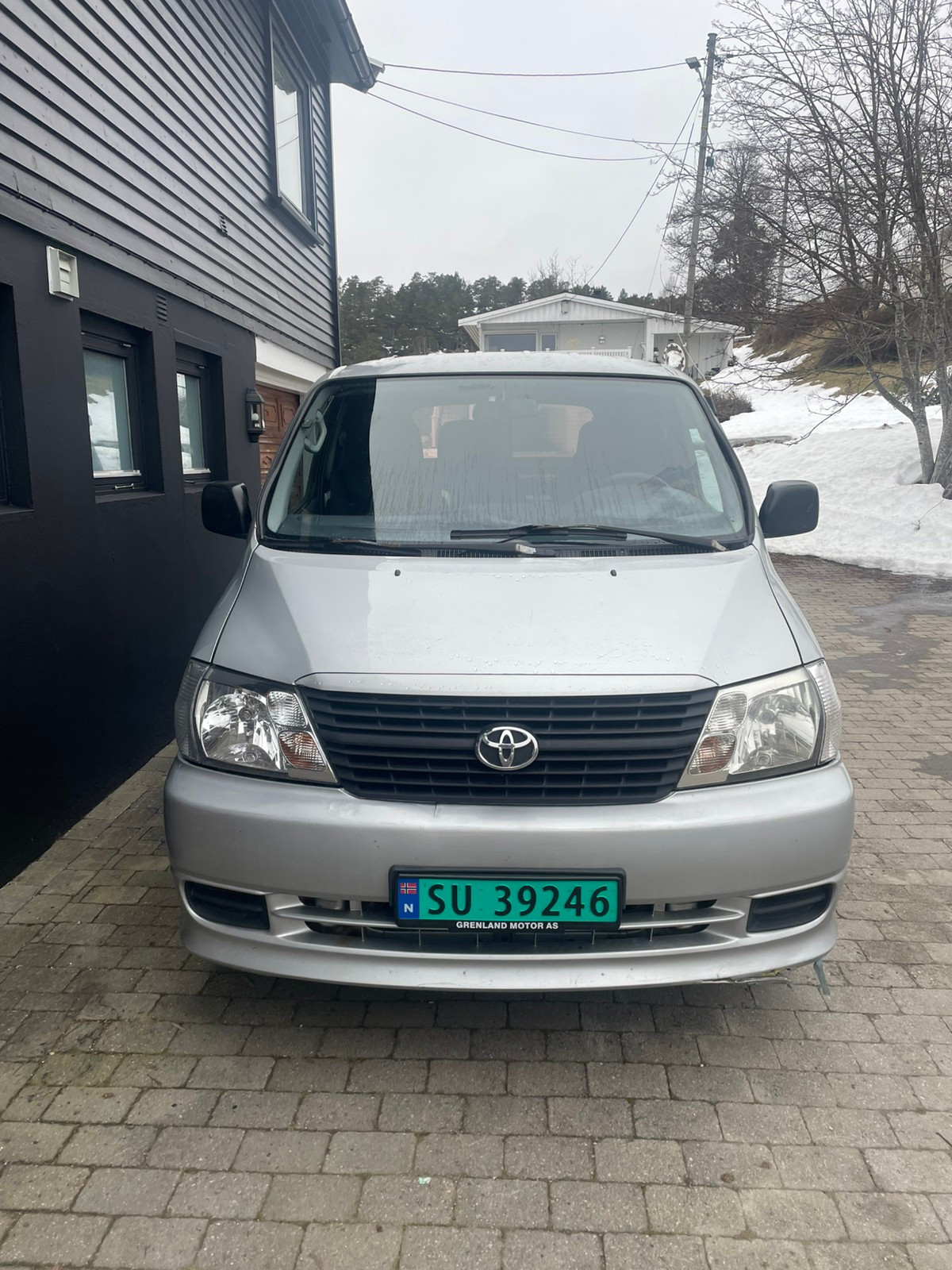 Toyota HiAce D-4D 5-d 117hk kort