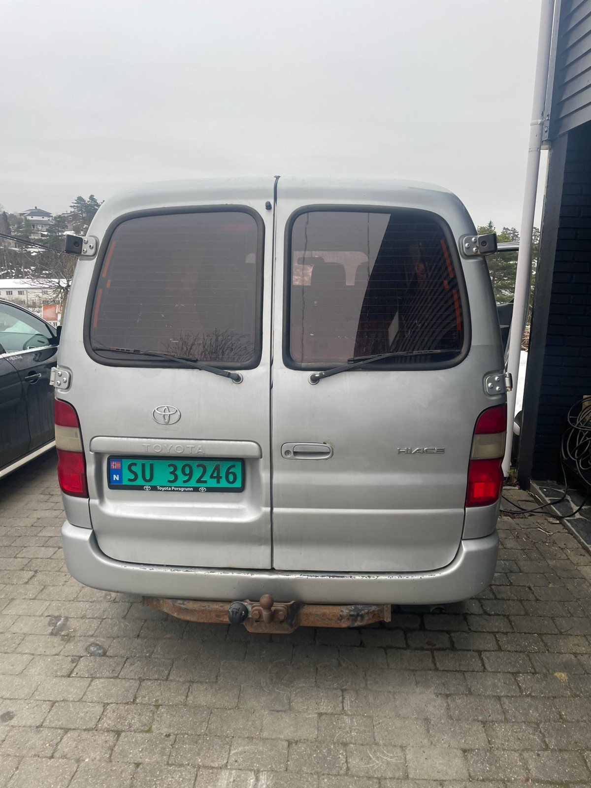 Toyota HiAce D-4D 5-d 117hk kort 3