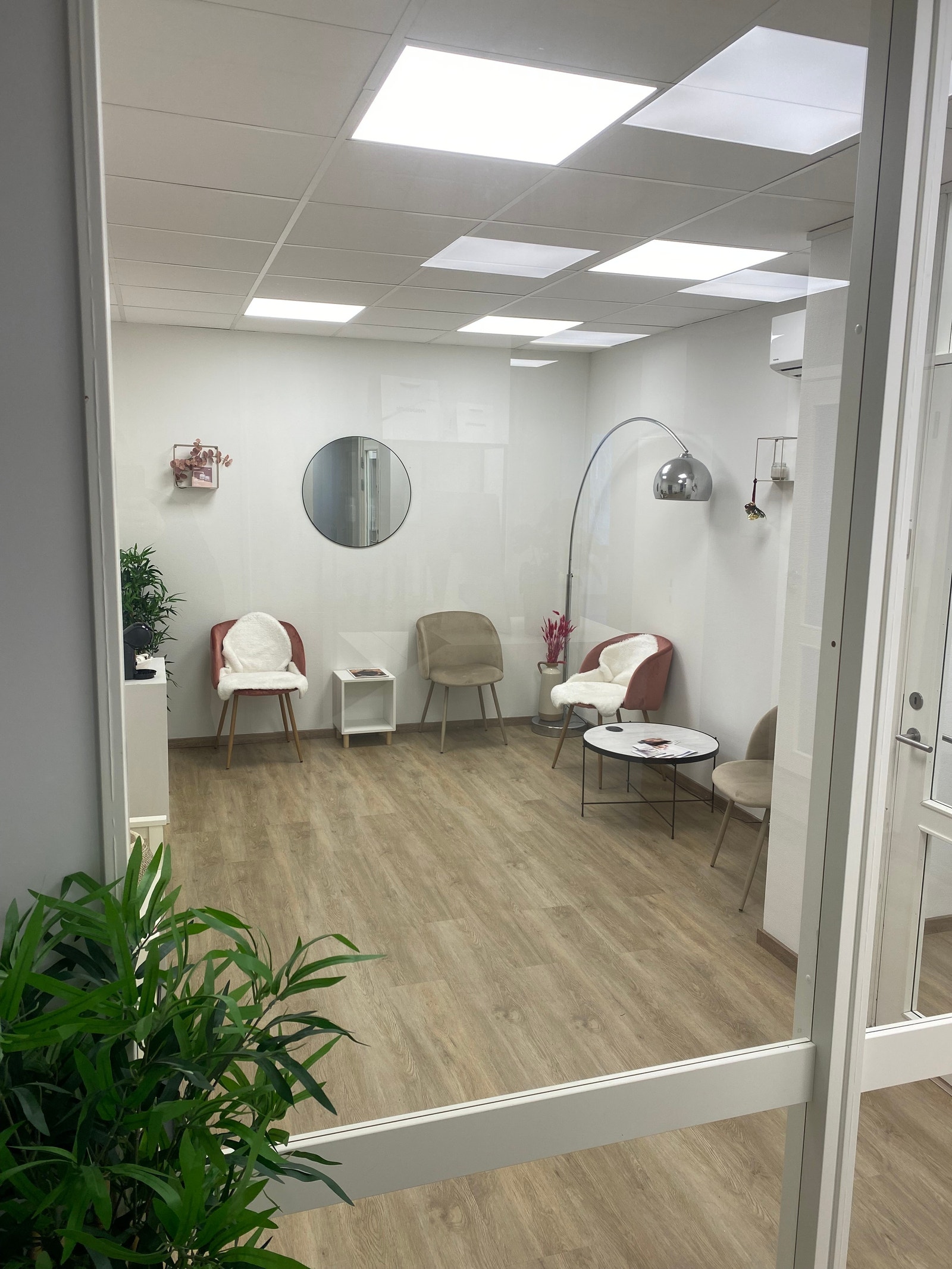 Kontorfellesskap i Kjøpmannsgata 34 - venterom Galleribilde