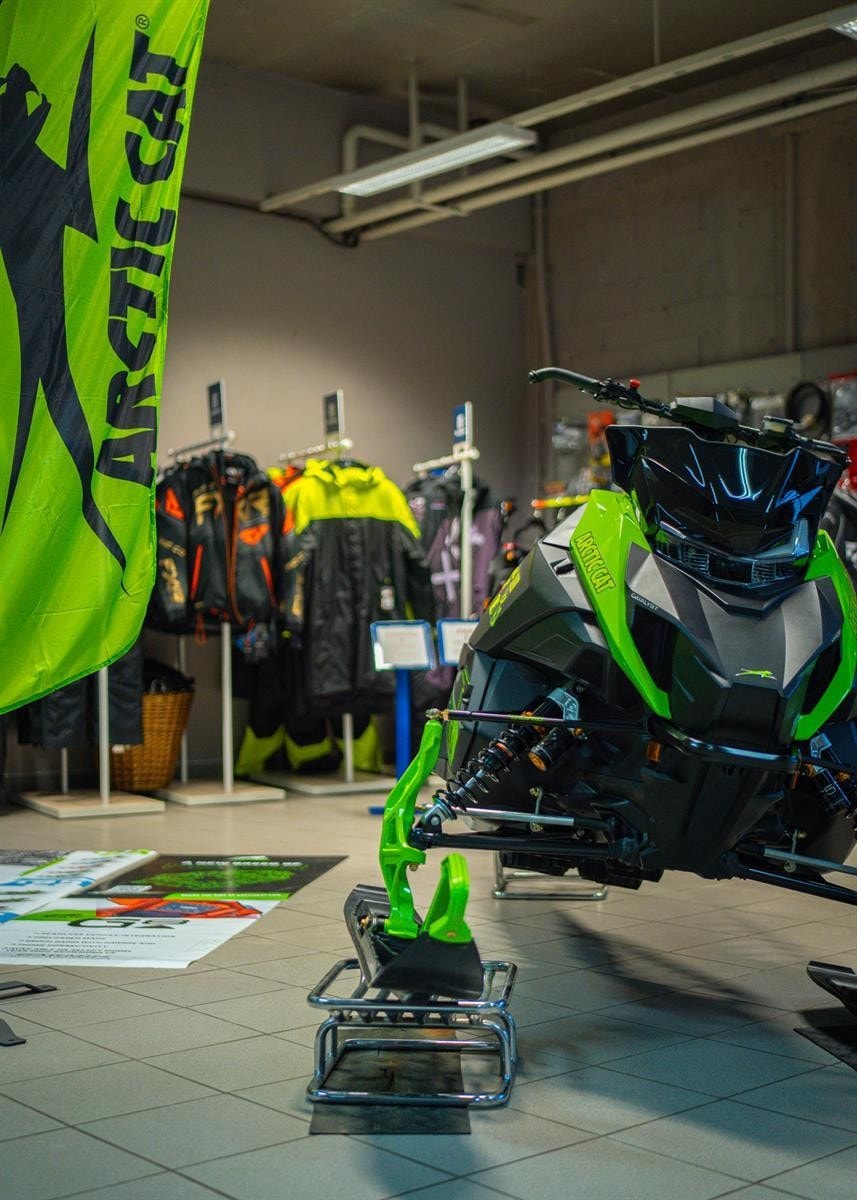 Arctic-cat Riot 600 146" Sno Pro ES - 5 års garanti 2
