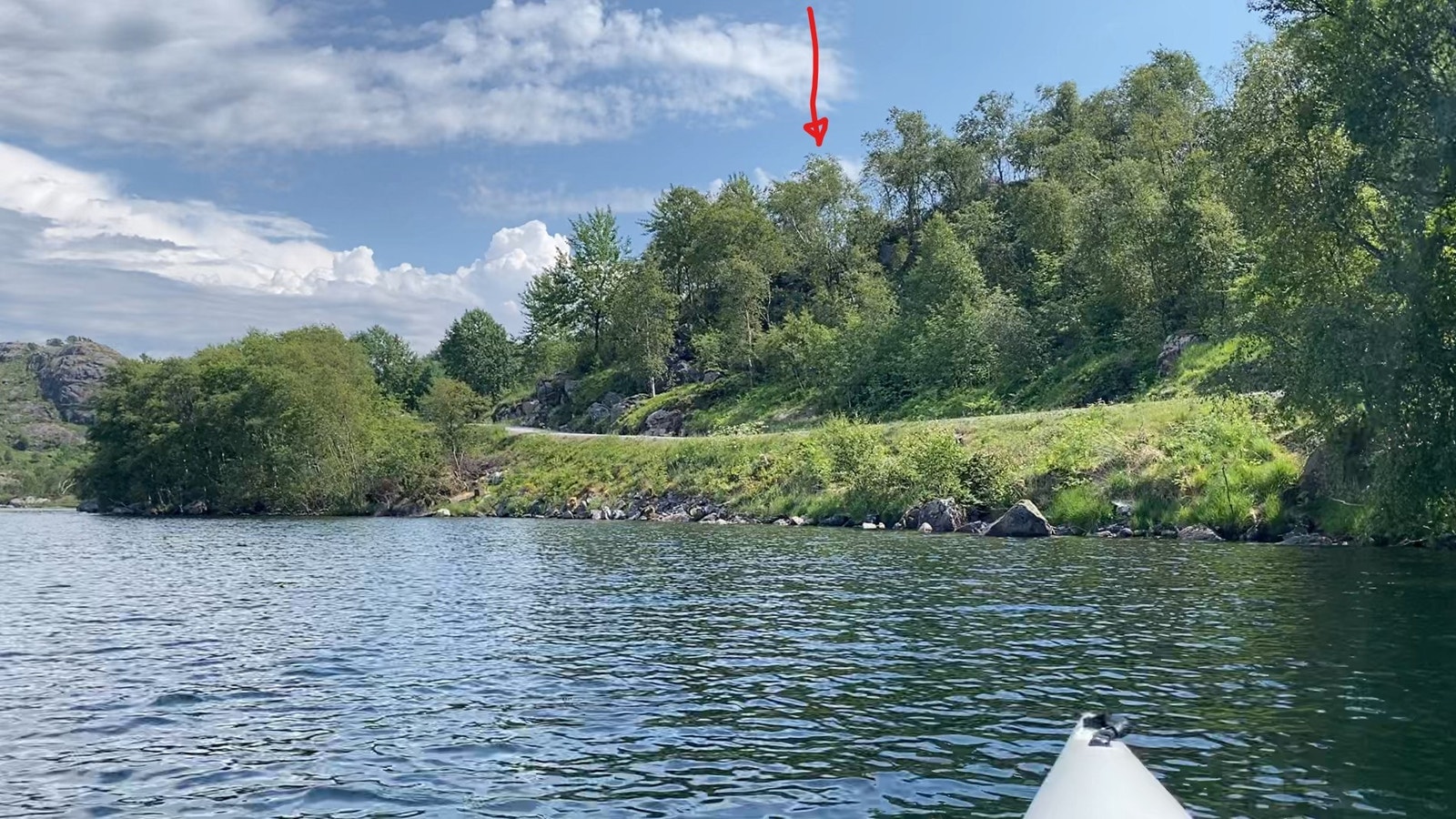 Pil over tomt Galleribilde