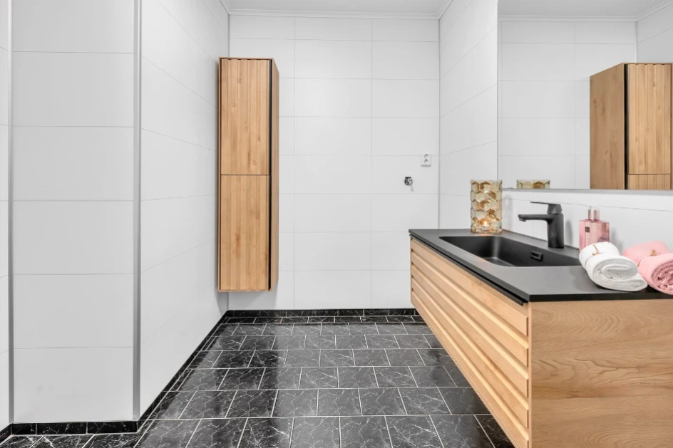 Baderom 1 Galleribilde